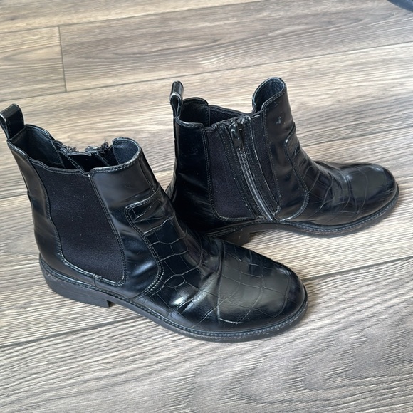 Black Jeffery Campbell crocodile embossed leather boots size 8 - Picture 13 of 13